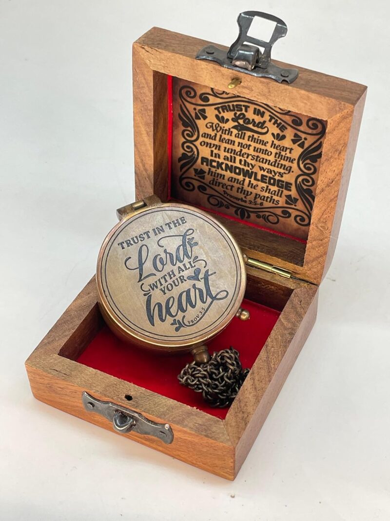 Brass Compass Engraved “Trust in The Loard” Wth a Wooden Box - Image 4