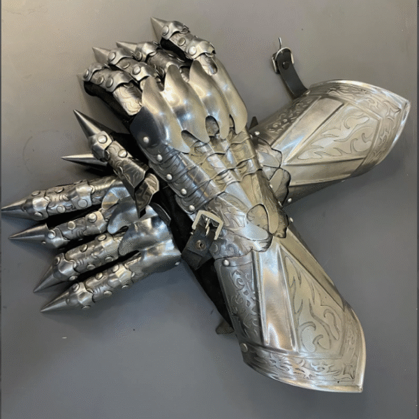Nazgul Etching Gloves Set