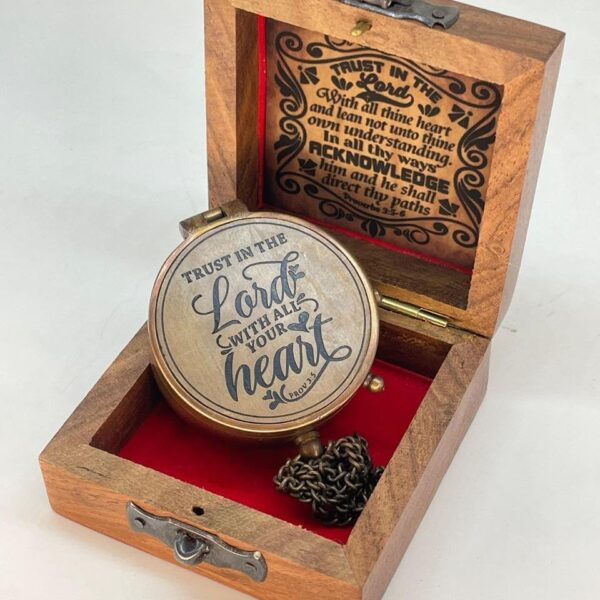 Brass Compass Engraved “Trust in The Loard” Compass is Unique Birthday Gifts for Men